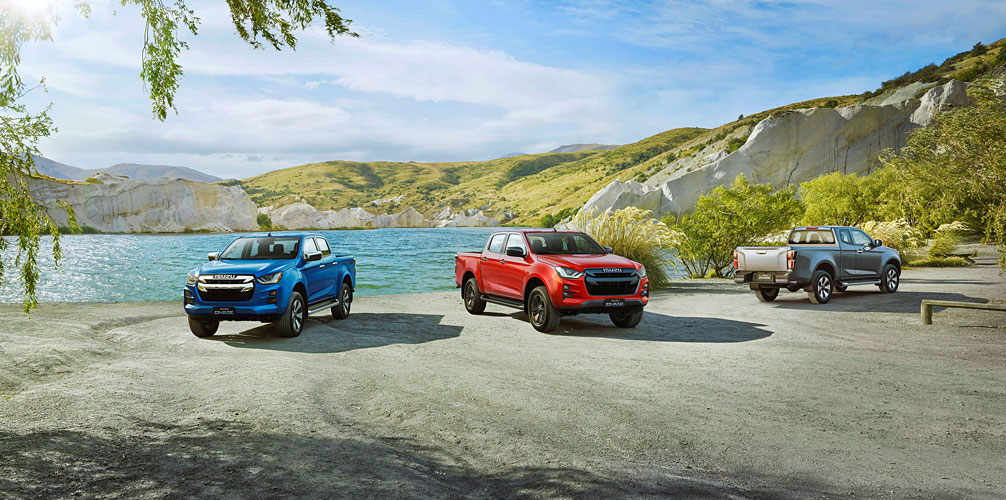 AKR Autotalo / Isuzu