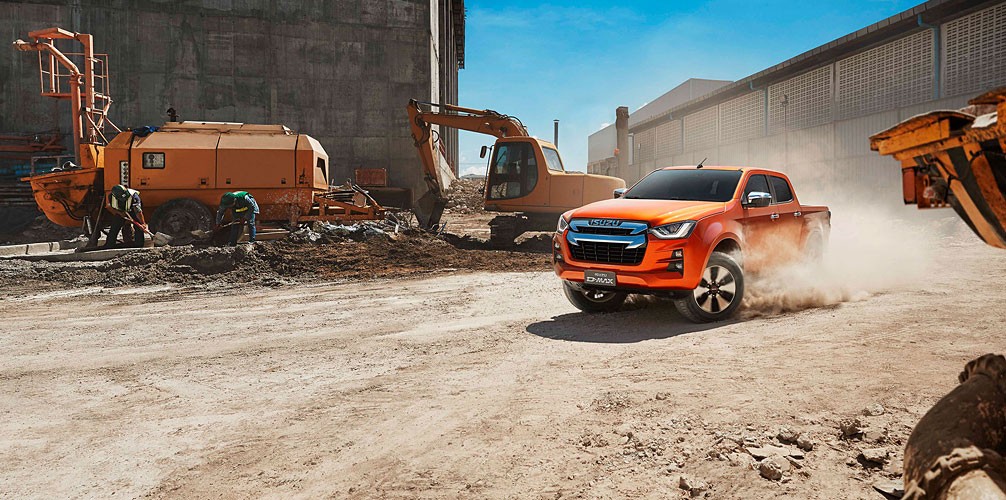 AKR Autotalo / Isuzu