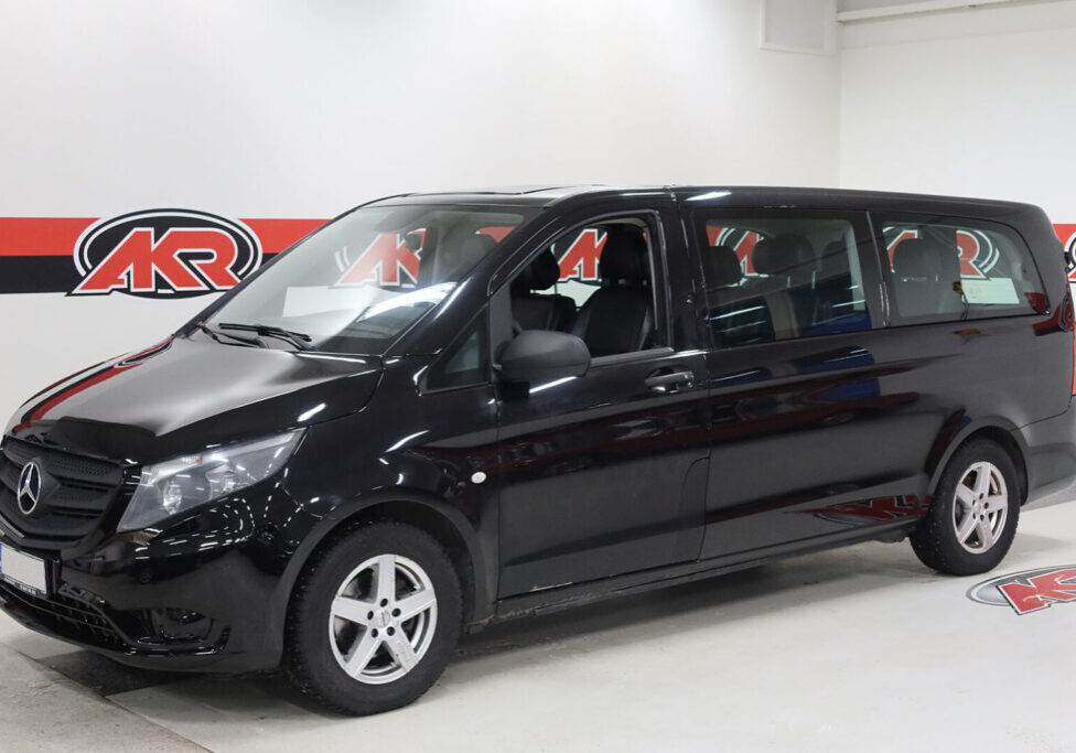 AKR-vuokraauto-tila-auto-Mercedez-Benz-Vito