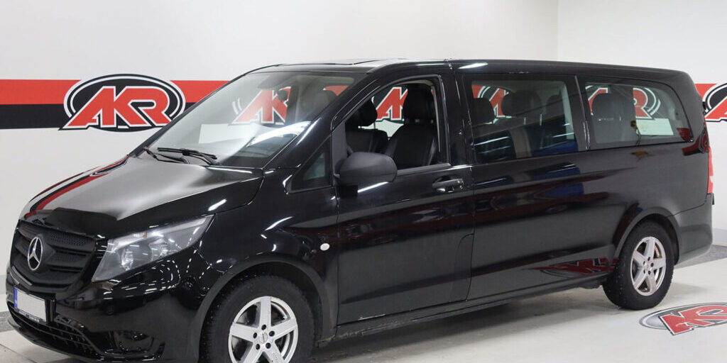 AKR-vuokraauto-tila-auto-Mercedez-Benz-Vito